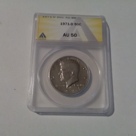 1971 D Rare Half Dollar - Picture 2 of 4